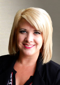Kaela Kennedy Named Vice President at Advantage Bank