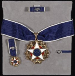 Spielberg, Streisand, Berra among those to receive Presidential Medal of Freedom